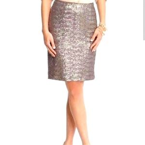 Banana Republic Heritage sequin metallic side zip skirt. Size 2